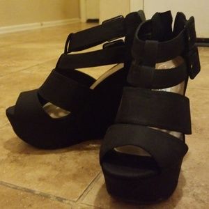Strappy Black Wedges